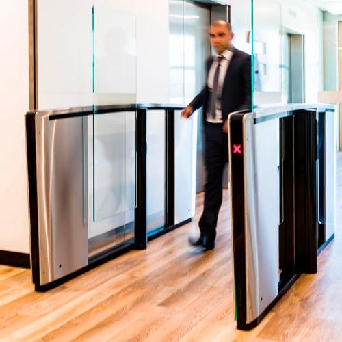 امنیت عبور از گیت کنترل تردد آلتین سیستم برساد